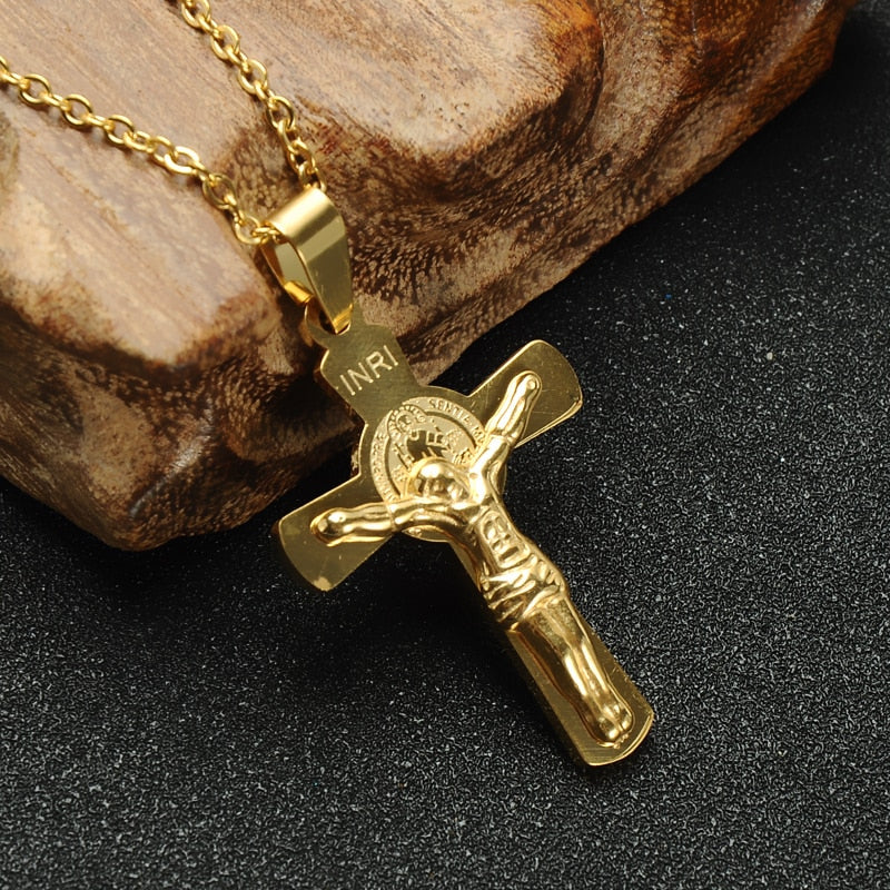 INRI Jesus on the Holy Cross Crucifix Pendant Necklace