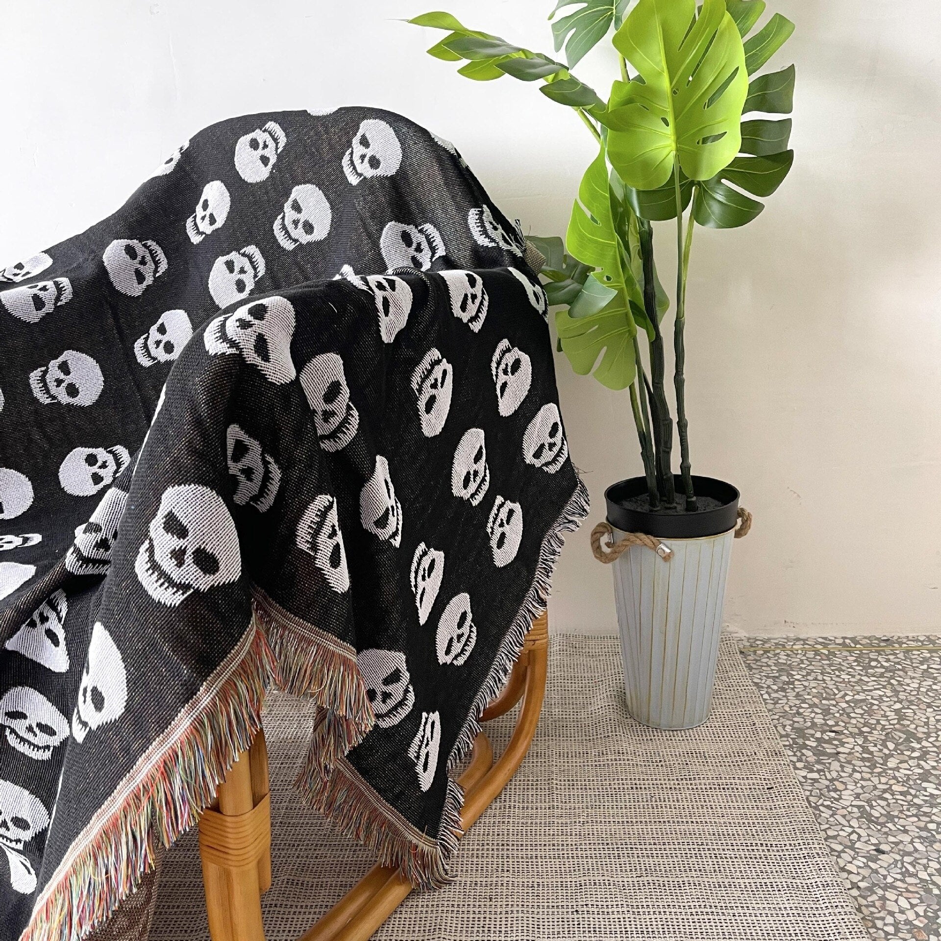 Throw Blanket & Tapestry Skulls on Skulls