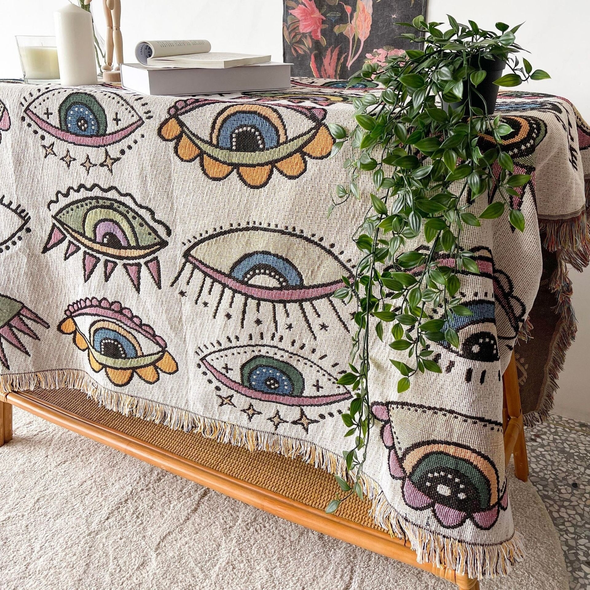 All-Seeing Eye: Throw Blanket / Tapestry