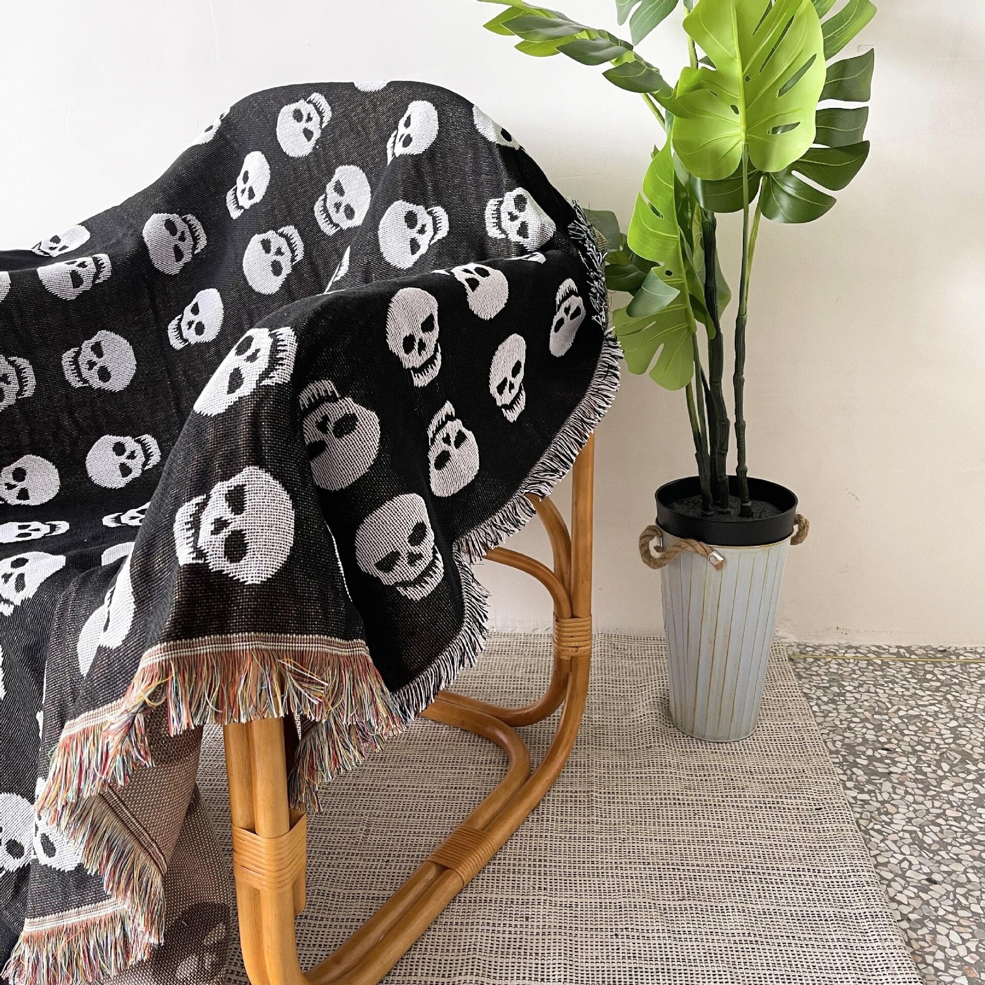 Throw Blanket & Tapestry Skulls on Skulls