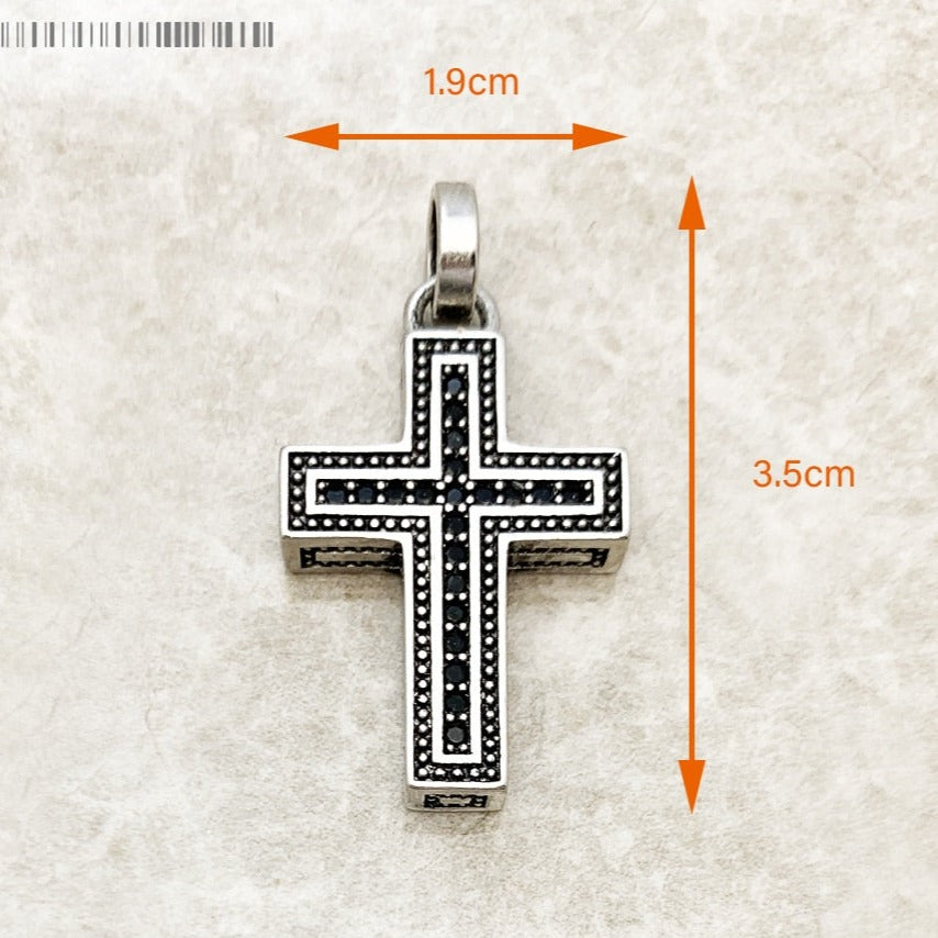 Majestic Cross Pendant