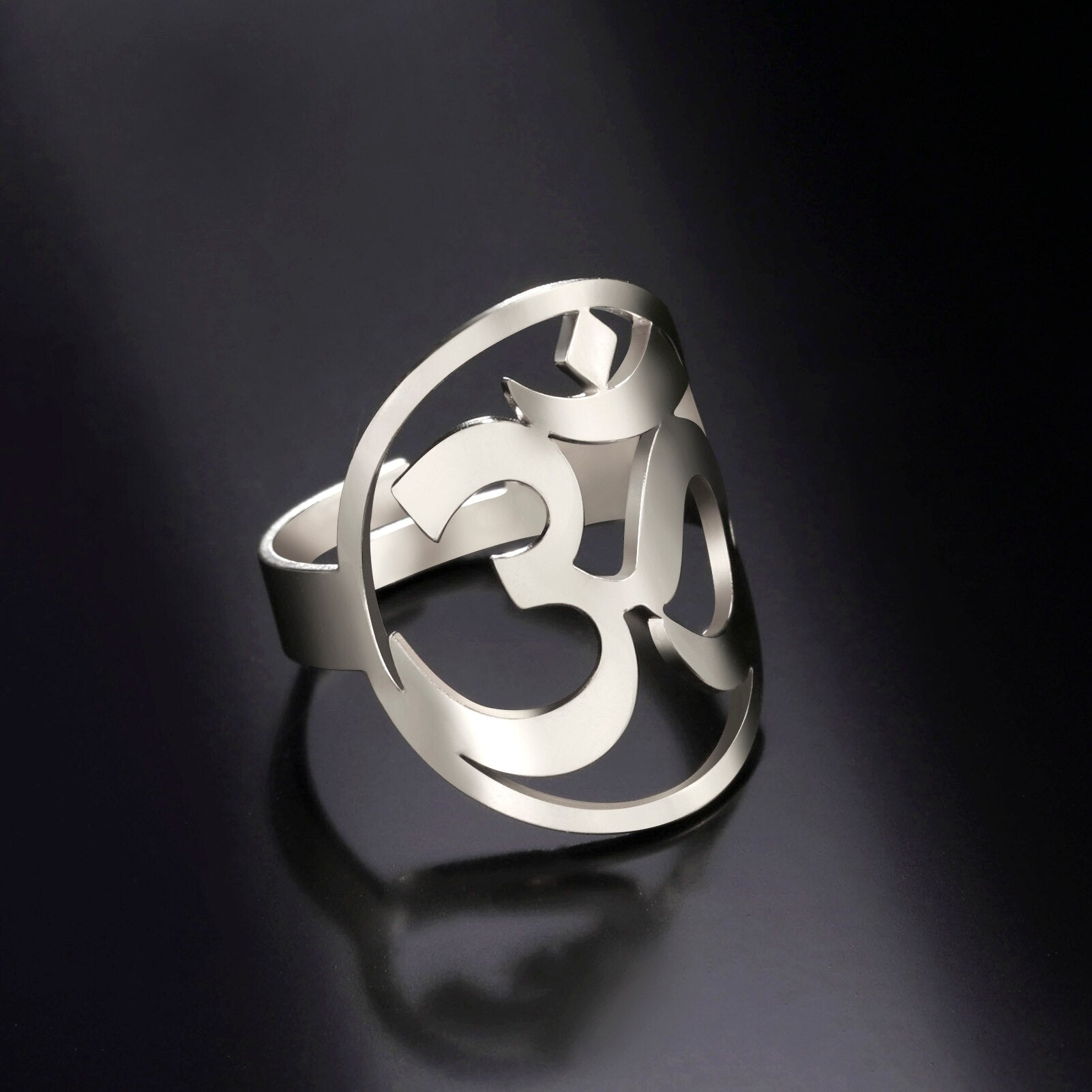 Ohm Manadala Ring