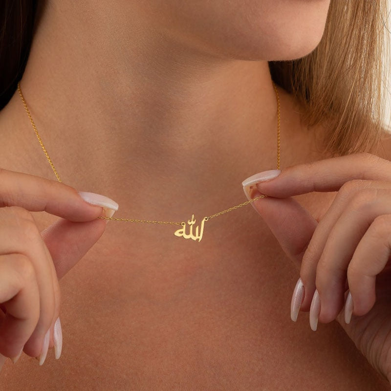 Powerful Words in Arabic Pendant Necklaces for Women