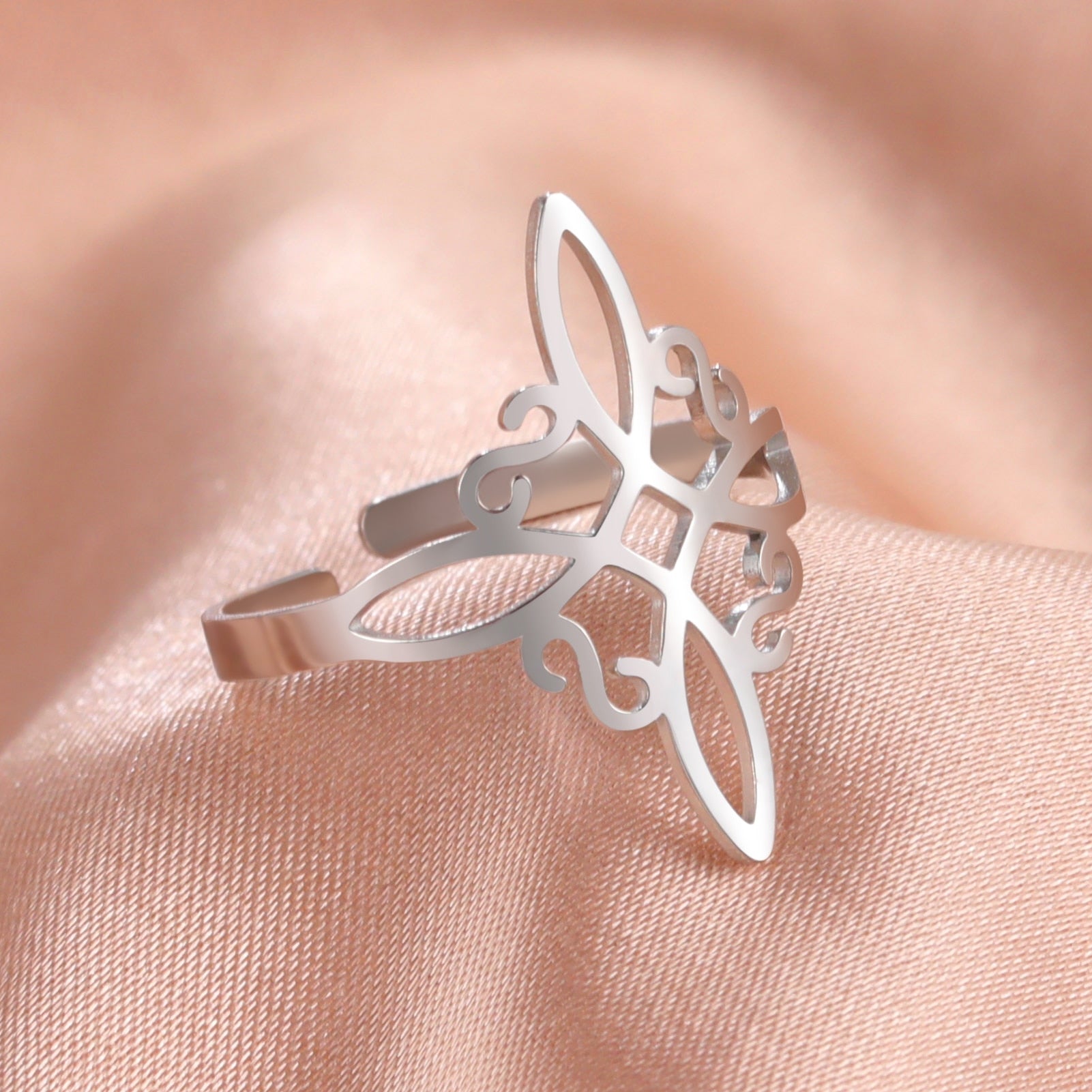 Wicca Knot Universal Ring